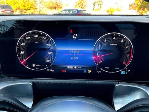 Certified 2024 Mercedes-Benz GLB 250 image 25