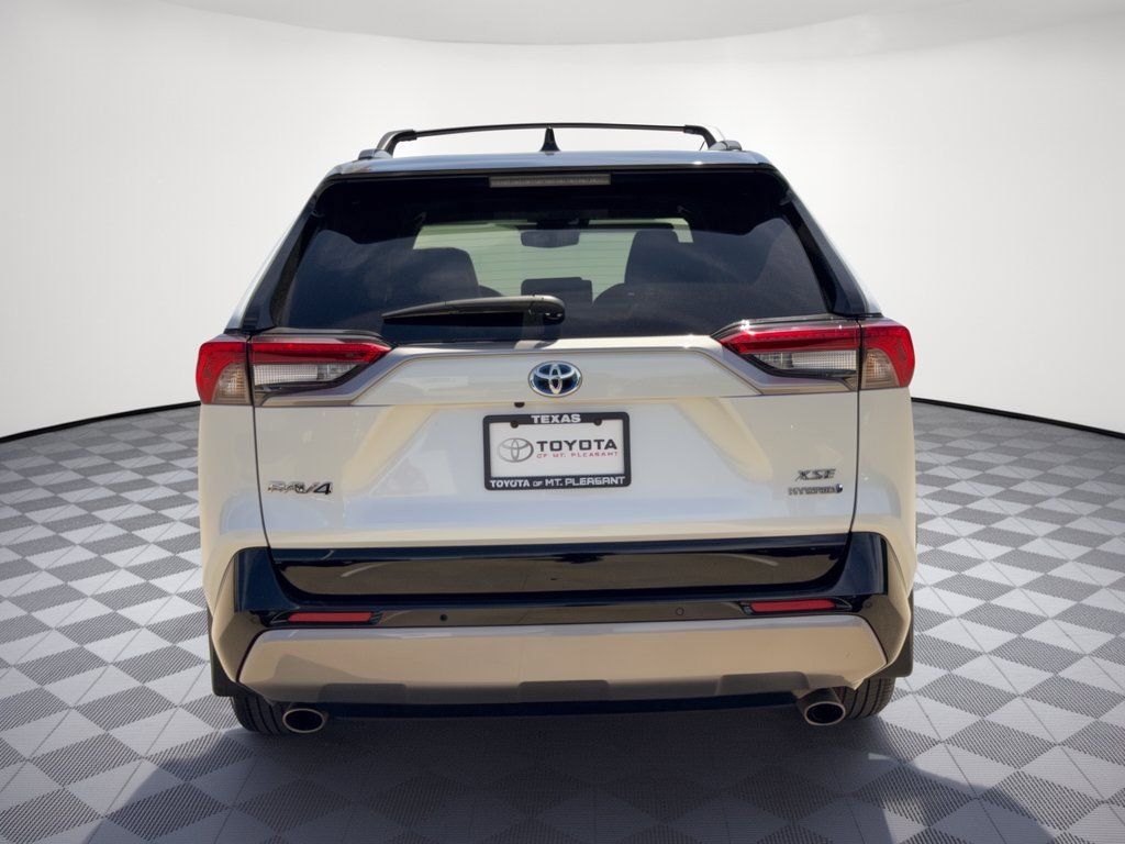 Used 2024 Toyota RAV4 XSE w/ Advanced Technology Package AWD/4WD image 11