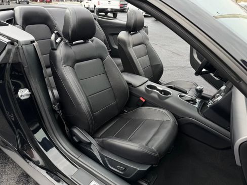 Used 2023 Ford Mustang Premium image 41