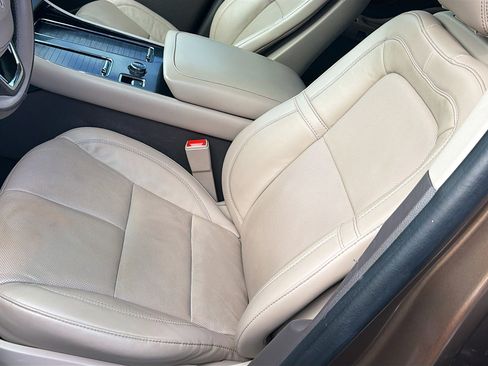 Used 2022 Lincoln Aviator Reserve w/ Elements Package Plus RWD image 19