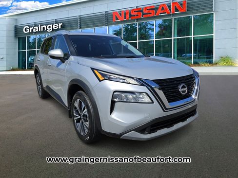 Used 2023 Nissan Rogue SV w/ SV Premium Package AWD/4WD image 2