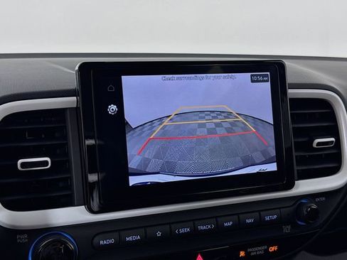 New 2025 Hyundai Venue Limited image 23
