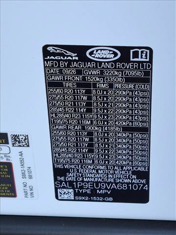 New 2027 Land Rover Range Rover Sport SE AWD/4WD image 17