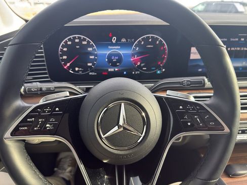 Used 2025 Mercedes-Benz GLE 350 4MATIC image 15