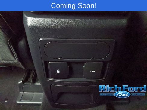 Certified 2024 Ford Explorer XLT image 19