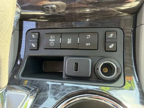 Used 2016 Buick Enclave Leather FWD image 33