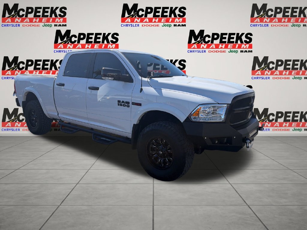 Used 2018 RAM 1500 Laramie w/ Convenience Group AWD/4WD image 7