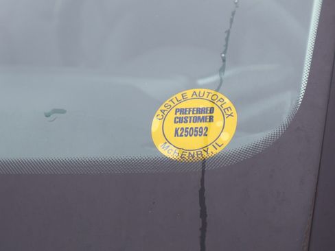 Used 2025 Kia Telluride S image 32