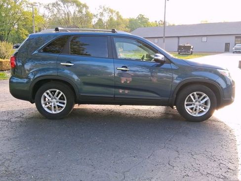 Used 2015 Kia Sorento LX FWD image 6