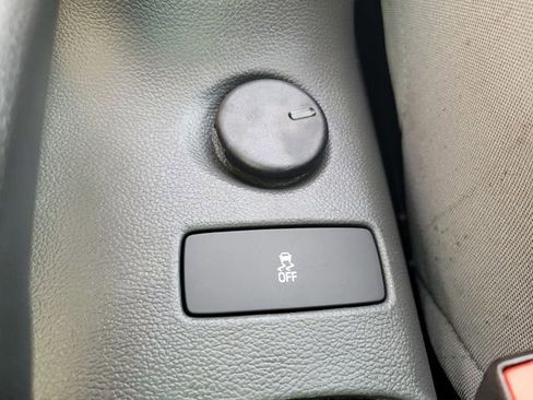 Used 2015 Chevrolet Sonic LT w/ Fun and Sun Package image 25