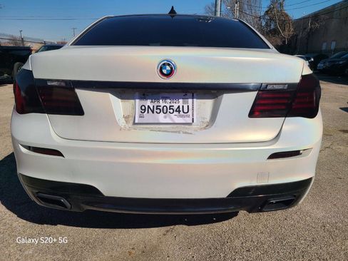 Used 2014 BMW 750Li xDrive image 14