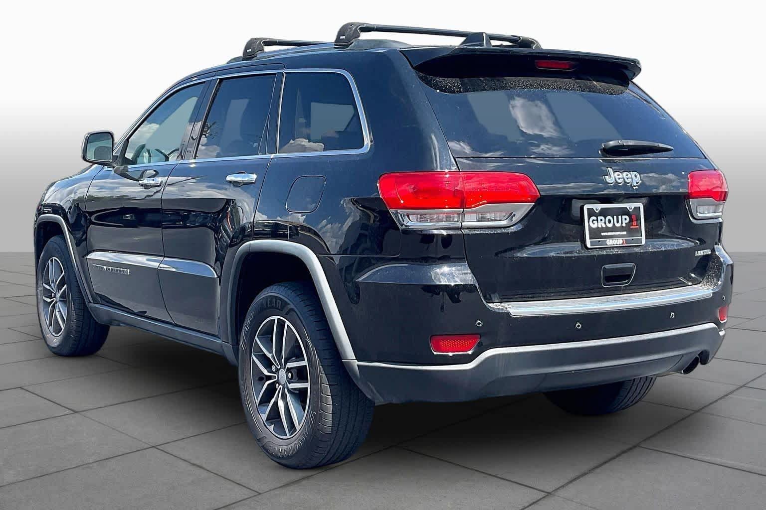 Used 2017 Jeep Grand Cherokee Limited RWD image 12