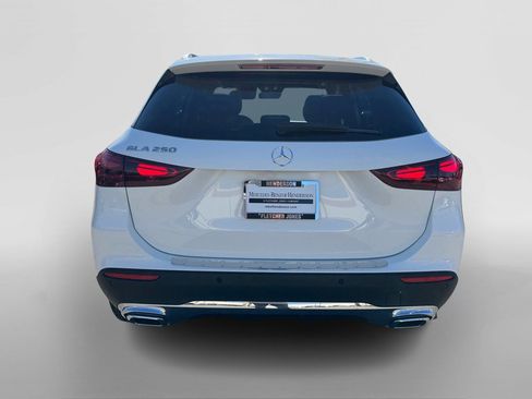 Certified 2026 Mercedes-Benz GLA 250 image 4