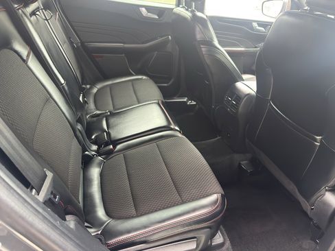 Used 2024 Ford Escape ST-Line w/ Cold Weather Package image 16