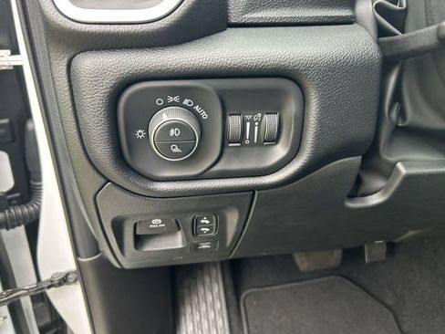 Used 2025 RAM 1500 Big Horn AWD/4WD image 17