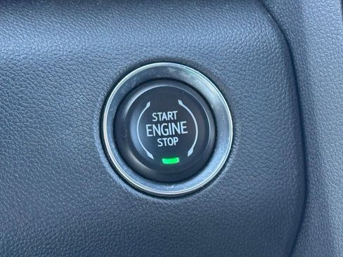 Used 2024 GMC Acadia Denali w/ Super Cruise Package FWD image 32