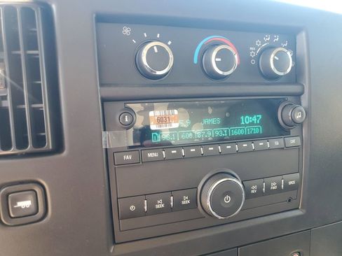 New 2026 Chevrolet Express 3500 Work Van w/ Power Convenience Package image 26