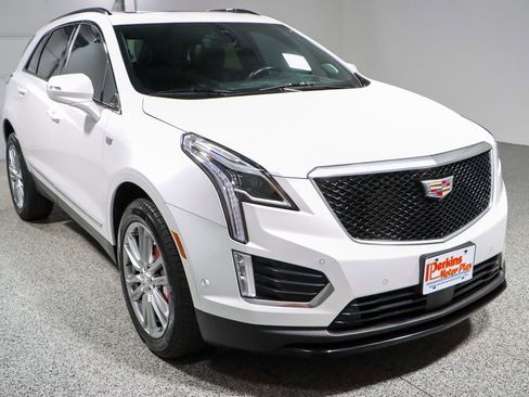 Used 2023 Cadillac XT5 Sportv image 5
