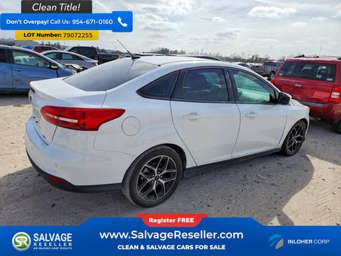 Used 2017 Ford Focus SEL FWD image 4