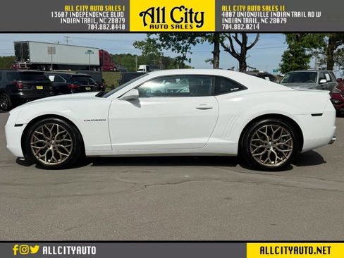 Used 2013 Chevrolet Camaro LT image 4