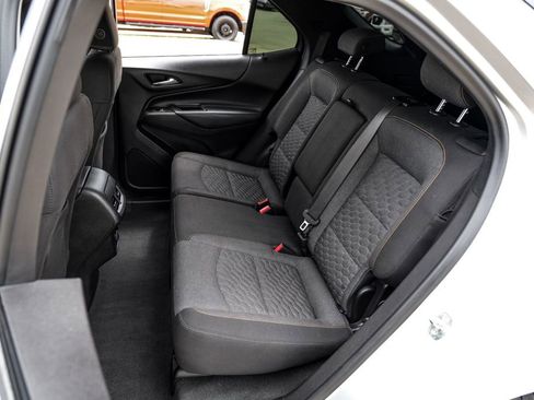 Used 2018 Chevrolet Equinox LT AWD/4WD image 39