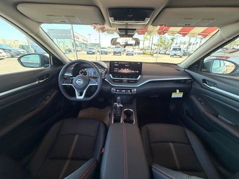 New 2026 Nissan Altima 2.5 SR w/ SR Midnight Edition Package FWD image 14