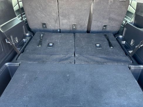 Used 2023 Ford Explorer XLT w/ Equipment Group 202A image 11