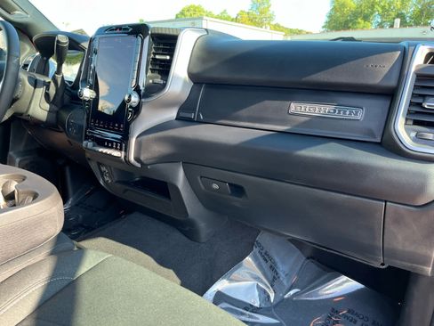 Used 2026 RAM 2500 Big Horn AWD/4WD image 34