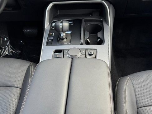 Used 2024 MAZDA CX-90 Plug-In Hybrid w/ Premium Pkg image 16