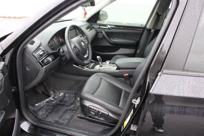 Used 2017 BMW X3 xDrive28i AWD/4WD image 8
