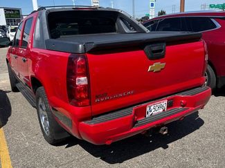 Used 2012 Chevrolet Avalanche LTZ AWD/4WD video 3
