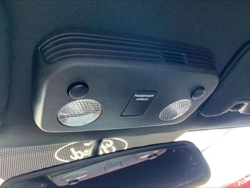 Used 2017 Ford Mustang Coupe RWD image 30