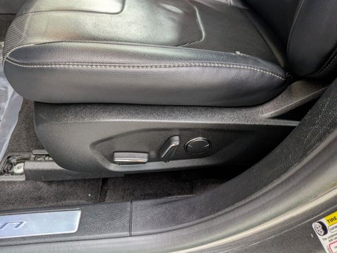 Used 2019 Ford Fusion Energi Titanium image 22