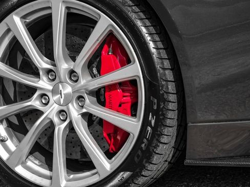Used 2016 Aston Martin Vanquish Coupe RWD image 55
