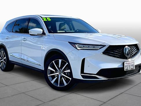 Used 2025 Acura MDX SH-AWD w/ Technology Package image 2