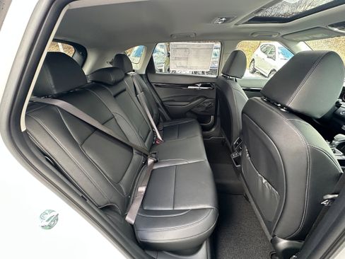 New 2026 Kia Seltos SX image 16