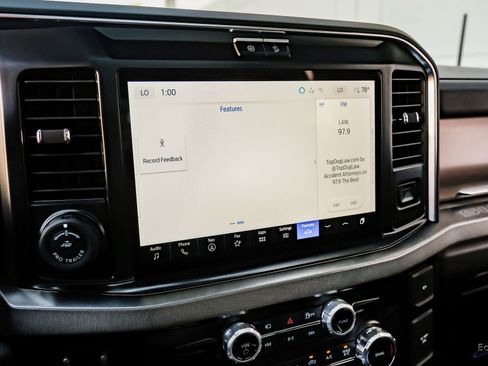 Used 2026 Ford F450 Platinum w/ FX4 Off-Road Package AWD/4WD image 91