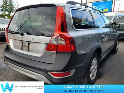 Used 2010 Volvo XC70 3.2 image 6