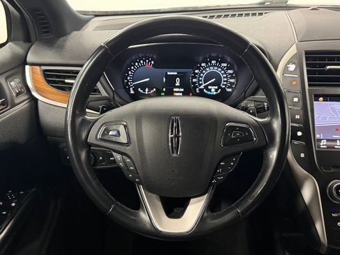 Used 2019 Lincoln MKC Select w/ Select Plus Package image 14