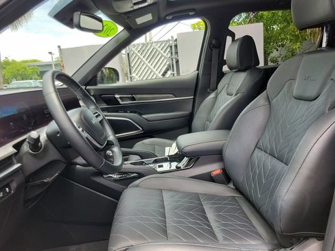 Certified 2024 Kia Telluride SX X-Line AWD/4WD image 11