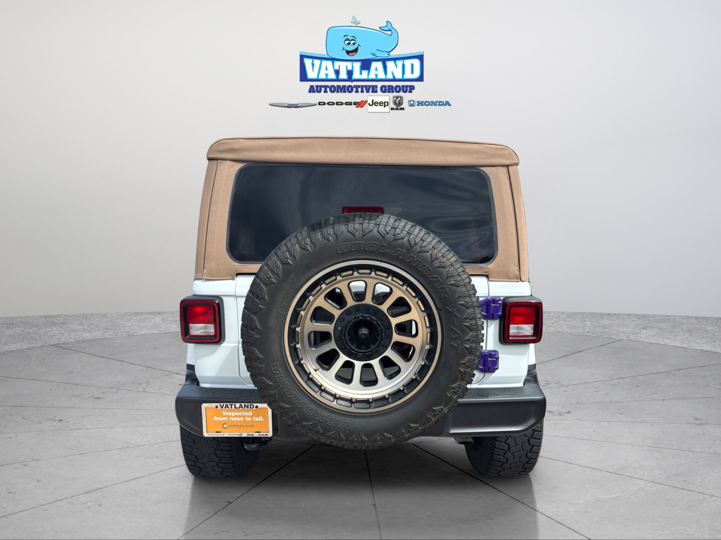 Used 2021 Jeep Wrangler Unlimited Sahara AWD/4WD image 4