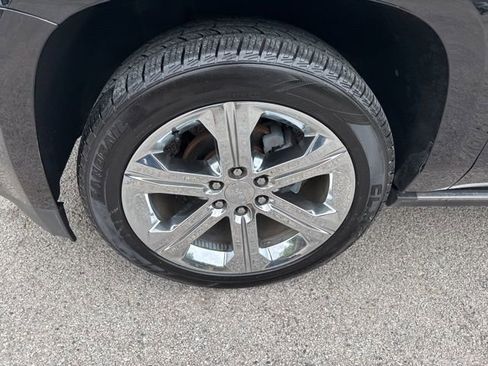 Used 2019 GMC Yukon Denali w/ Denali Ultimate Package RWD image 3