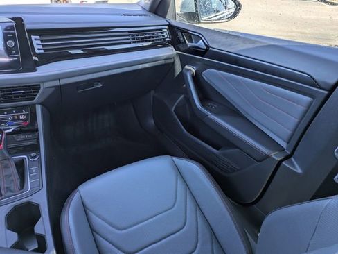 Certified 2025 Volkswagen Jetta GLI Autobahn image 17