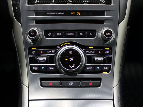 Used 2017 Lincoln MKZ Select w/ Climate Package FWD image 17