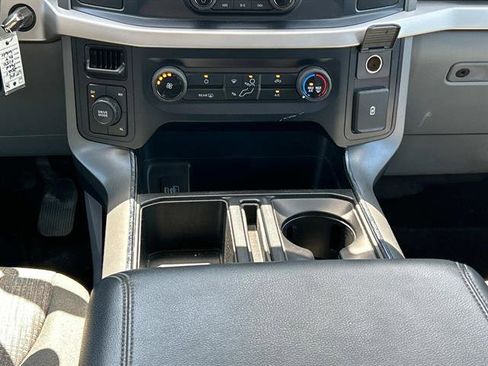 Used 2021 Ford F150 XLT image 17