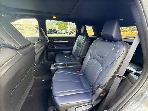 New 2026 INFINITI QX60 Sport image 11