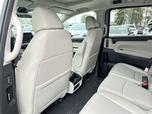 New 2026 Honda Odyssey EX-L image 14