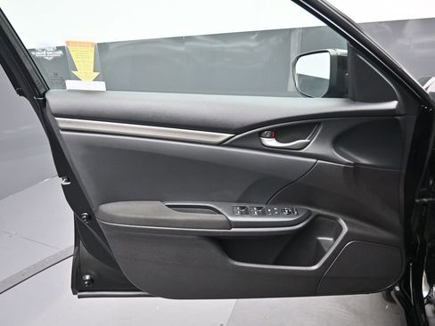 Used 2020 Honda Civic LX image 9