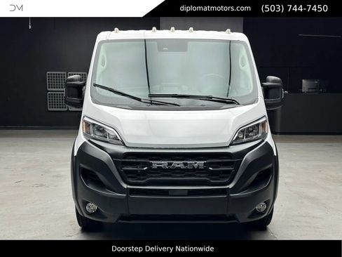 Used 2025 RAM ProMaster 2500 w/ U-Haul Equipment Group image 11