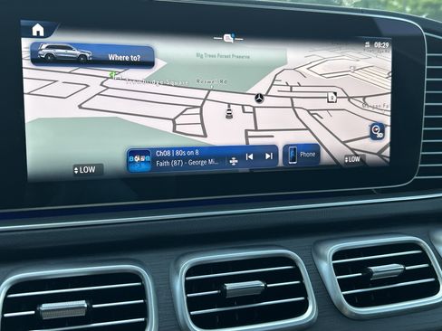 Certified 2025 Mercedes-Benz GLS 580 4MATIC image 34